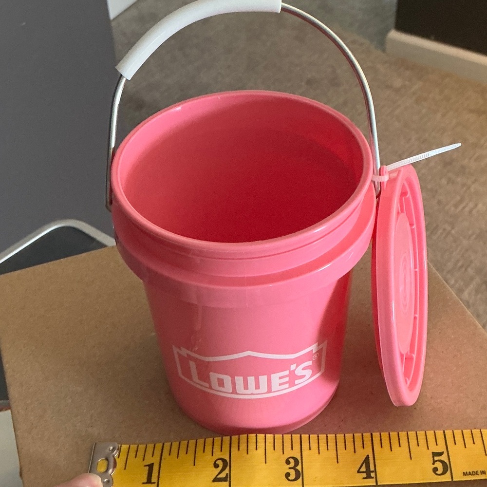 Mini Lowe's Pink Party Favor Buckets - Set of 3 - Picture 4 of 5